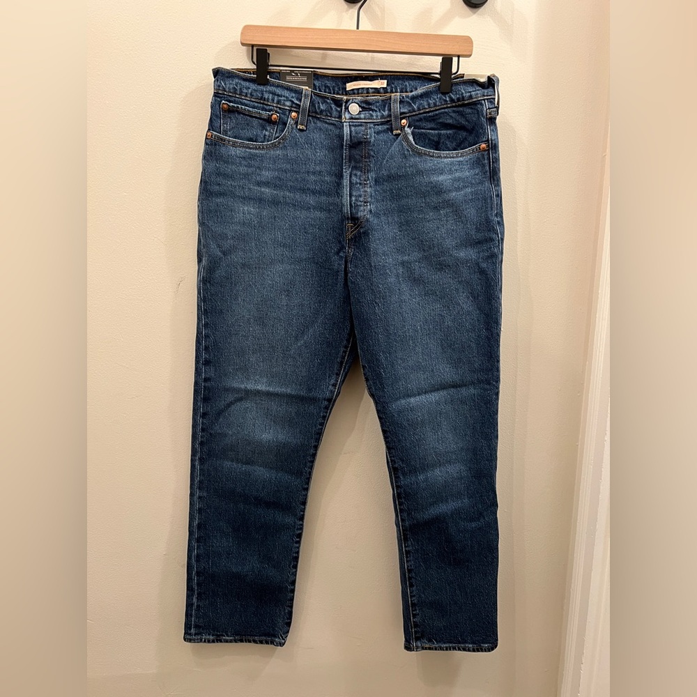 Levi’s Wedgie Straight High Rise Blue Jeans 32/28